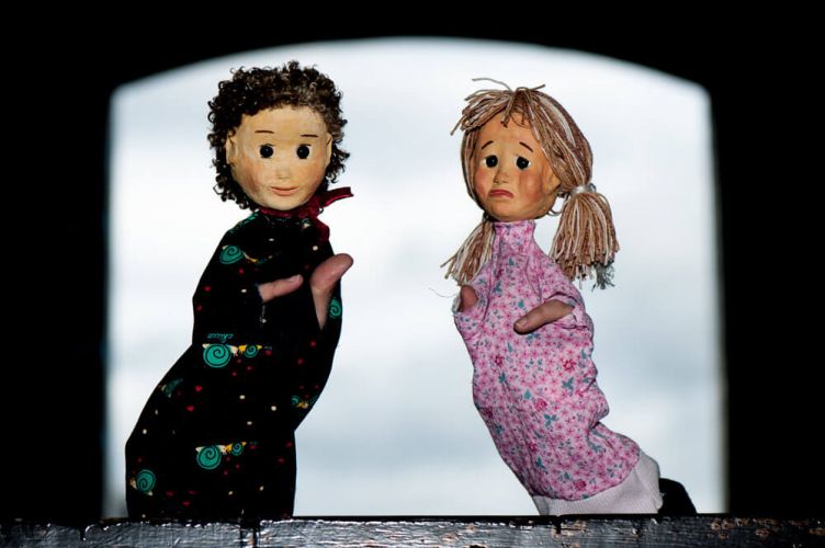 Galerie-Claudia_Puppen_Schlossgarten120-42